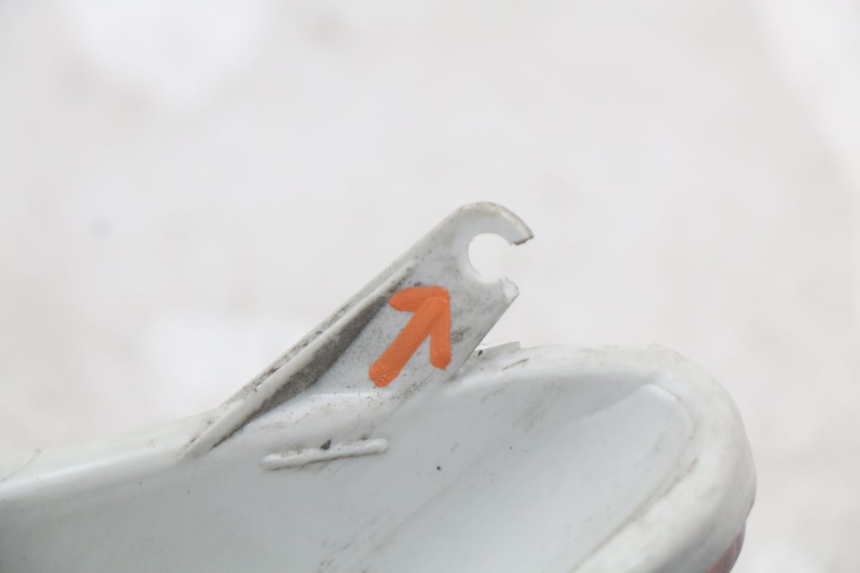 photo de FANALE POSTERIORE DESTRO YAMAHA XMAX X-MAX 125 (2006 - 2009) - Marcature e riferimenti originali