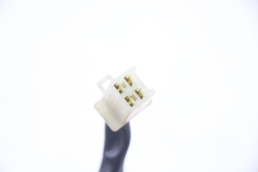 photo de FANALE POSTERIORE DESTRO YAMAHA X-MAX XMAX 125 (2010 - 2013) - Dettagli dei punti di fissaggio