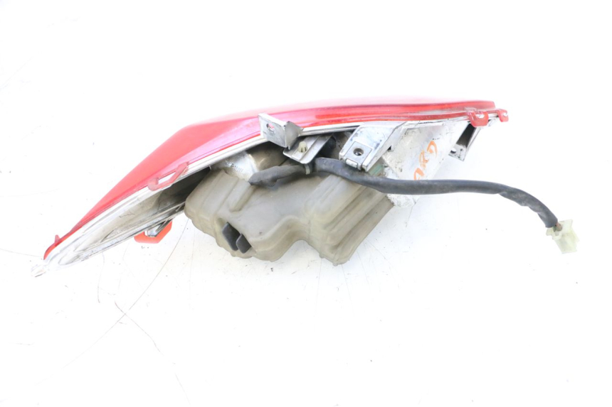 photo de FANALE POSTERIORE DESTRO YAMAHA X-MAX XMAX 125 (2010 - 2013) - Altra angolazione