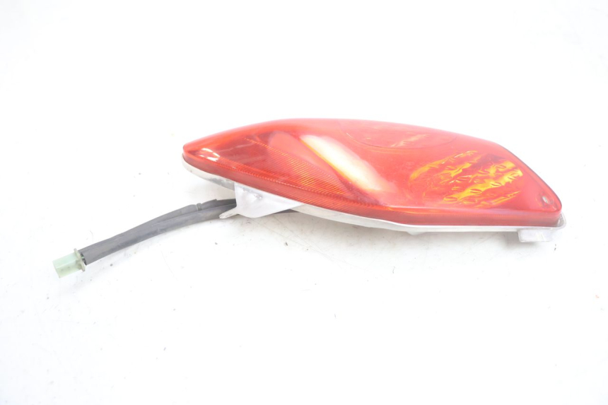 photo de FANALE POSTERIORE DESTRO YAMAHA XMAX X-MAX 125 (2006 - 2009) - Altra angolazione