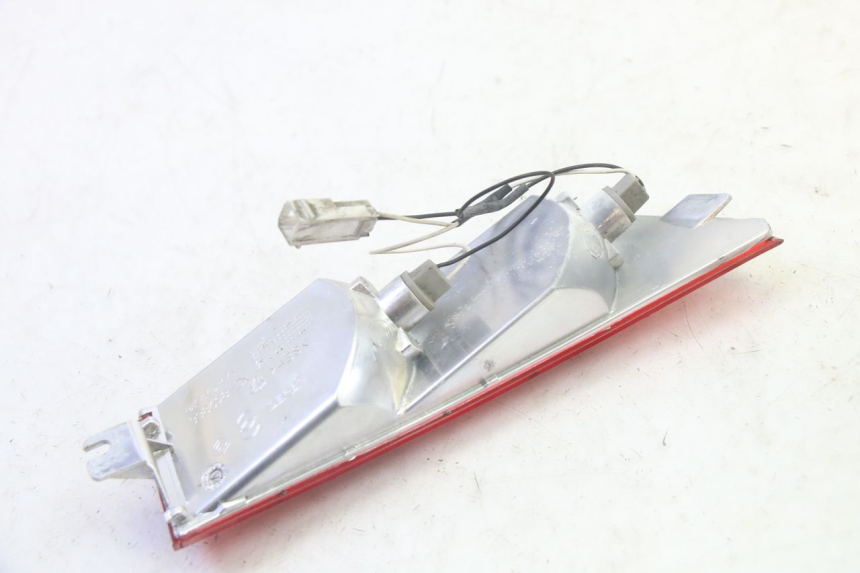 photo de FANALE STOP DESTRA PIAGGIO XEVO - X EVO 125 (2007 - 2017) - Primo piano tecnico