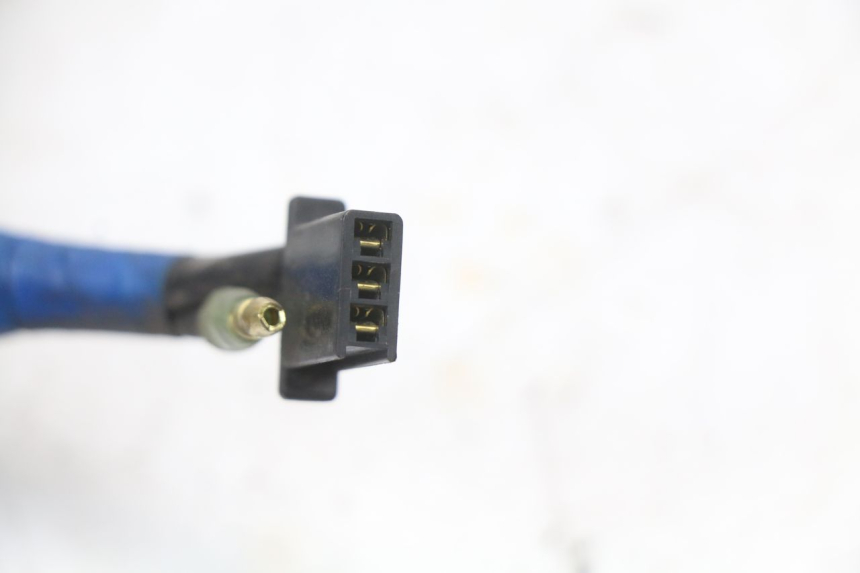 photo de FANALE POSTERIORE DESTRO YAMAHA XMAX X-MAX ABS 125 (2017 - 2020) - Dettagli dei punti di fissaggio