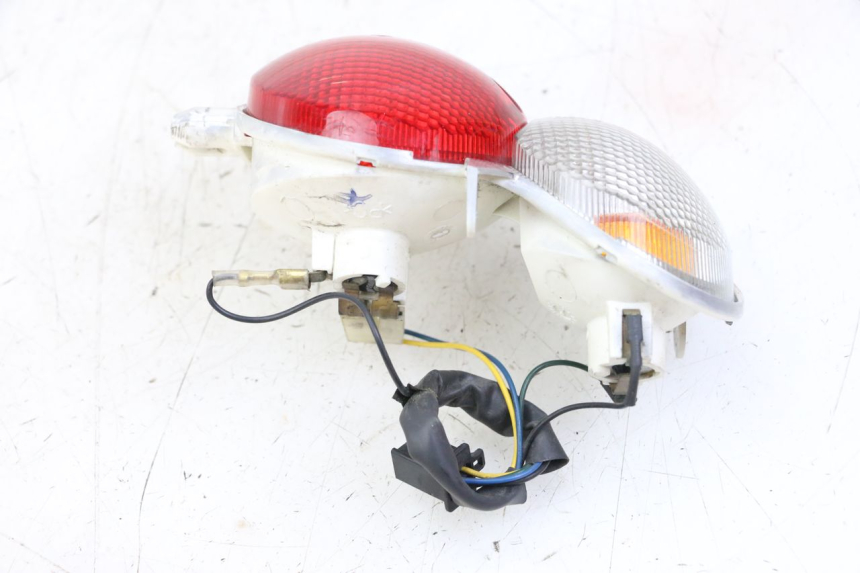 photo de FANALE STOP DESTRA YAMAHA YP MAJESTY 125 (2007 - 2010) - Dettaglio del componente