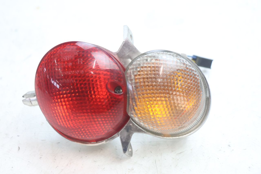 photo de FANALE STOP DESTRA YAMAHA YP MAJESTY 125 (2002 - 2006) - Vista principale