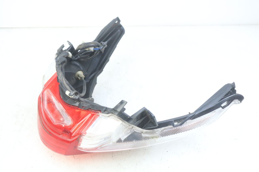 photo de FANALE POSTERIORE YAMAHA D'ELIGHT DELIGHT 125 (2017 - 2020) - Primo piano tecnico