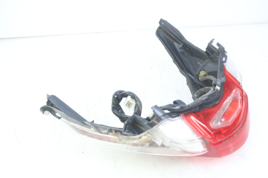 photo de FANALE POSTERIORE YAMAHA D'ELIGHT DELIGHT 125 (2017 - 2020) - Vista d'insieme del prodotto