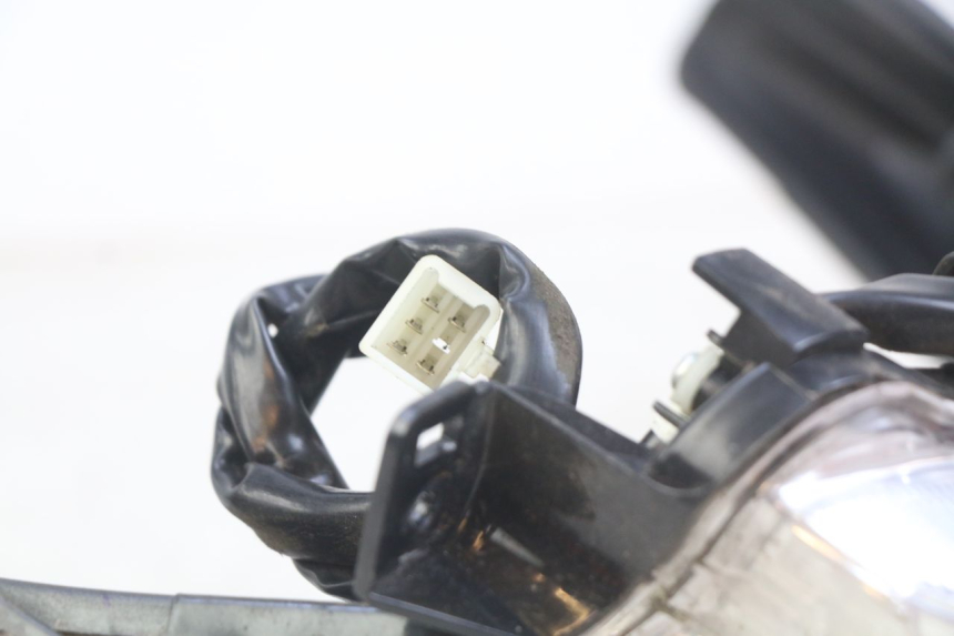 photo de FANALE POSTERIORE YAMAHA D'ELIGHT DELIGHT 125 (2017 - 2020) - Dettagli dei punti di fissaggio