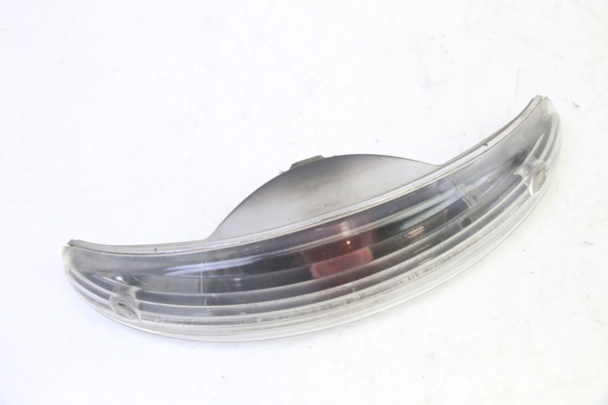 photo de FANALE POSTERIORE PEUGEOT ELYSTAR 50 (2002 - 2014) - Zoom sullo stato d'uso