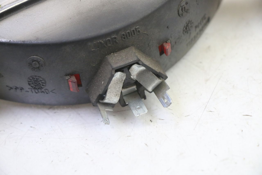 photo de FANALE POSTERIORE PEUGEOT ELYSTAR 50 (2002 - 2014) - Vista d'insieme del prodotto