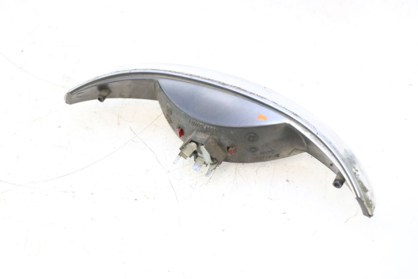 photo de FANALE POSTERIORE PEUGEOT ELYSTAR 50 (2002 - 2014) - Zoom sui componenti
