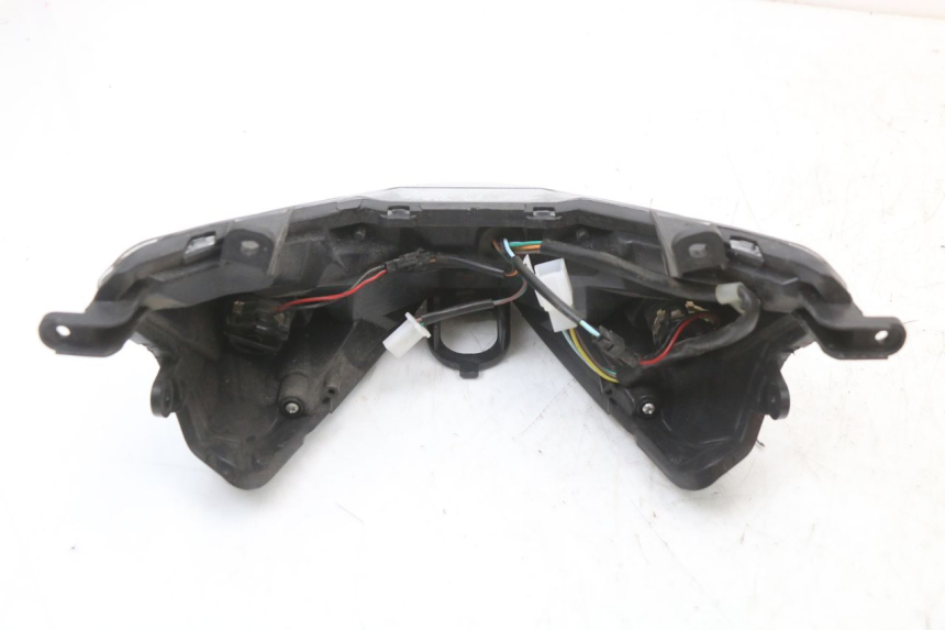 photo de FANALE POSTERIORE JM MOTORS EVOLIS 4T 50 (2018 - 2022) - Primo piano tecnico