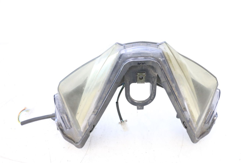 photo de FANALE POSTERIORE JM MOTORS EVOLIS 4T 50 (2018 - 2022) - Primo piano tecnico