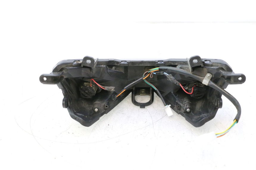 photo de FANALE POSTERIORE JM MOTORS EVOLIS 4T 50 (2018 - 2022) - Altra vista dell'articolo