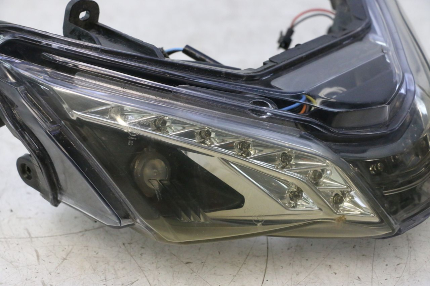 photo de FANALE POSTERIORE JM MOTORS EVOLIS 4T 50 (2018 - 2022) - Vista d'insieme del prodotto