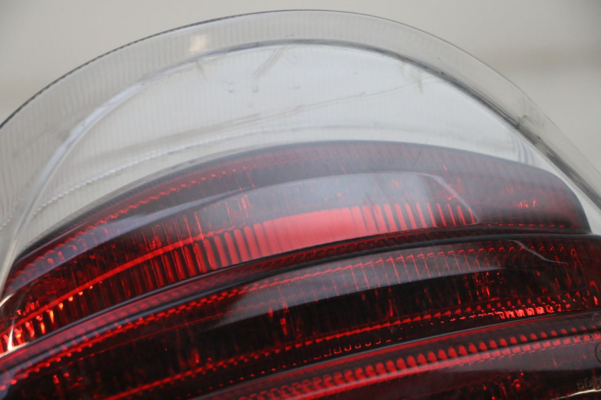 photo de FANALE STOP POSTERIORE  KEEWAY F-ACT FACT EVO 50 (2020 - 2026) - Primo piano tecnico