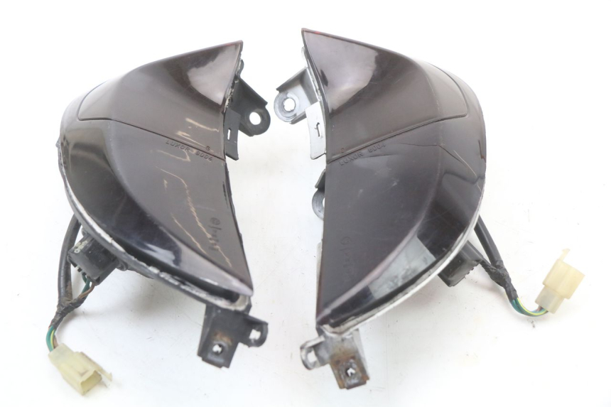 photo de FANALE STOP POSTERIORE  HONDA FES PANTHEON 2T 125 (1998 - 2002) - Dettaglio del componente