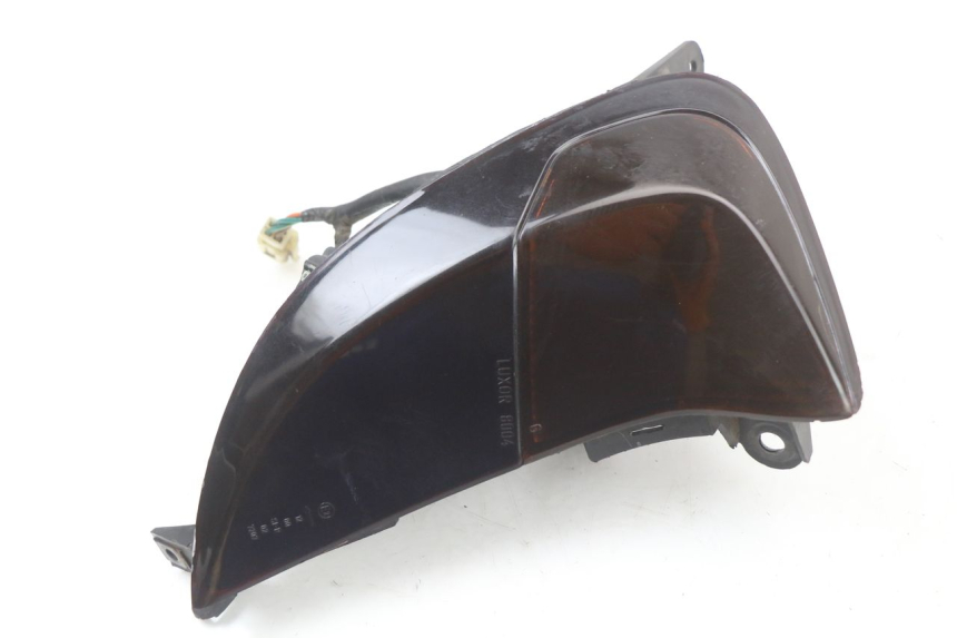 photo de FANALE STOP POSTERIORE  HONDA FES PANTHEON 2T 125 (1998 - 2002) - Primo piano tecnico