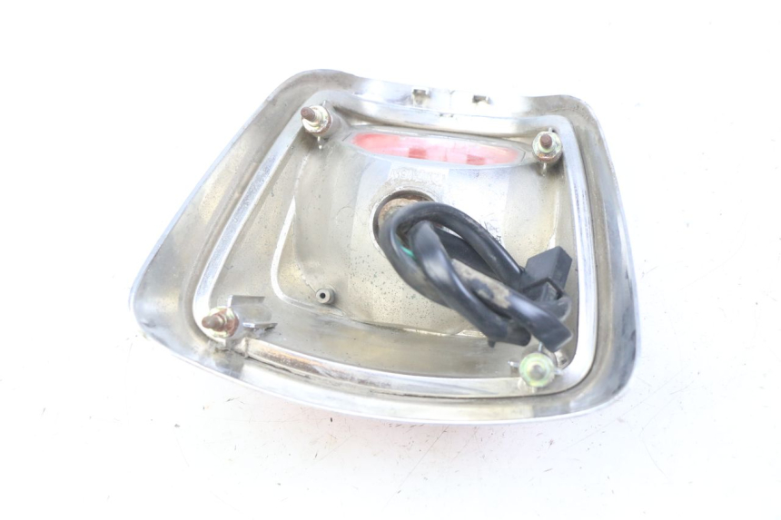 photo de FANALE POSTERIORE SYM FIDDLE 2 50 (2008 - 2013) - Zoom sullo stato d'uso