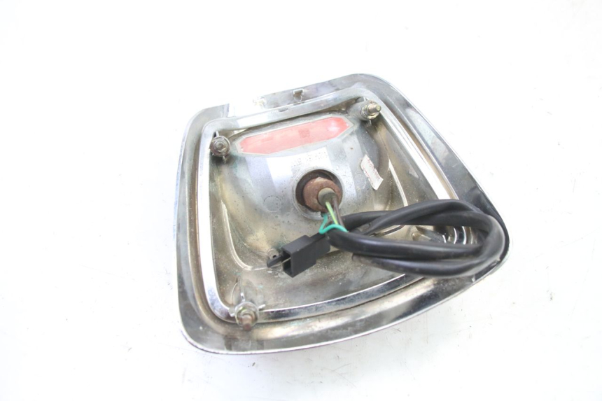 photo de FANALE POSTERIORE SYM FIDDLE 2 50 (2008 - 2013) - Primo piano tecnico