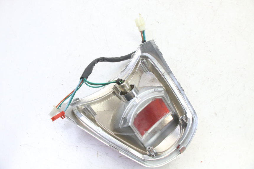 photo de Fanale posteriore SYM FIDDLE 3 III 50 (2014 - 2020) - Altra angolazione