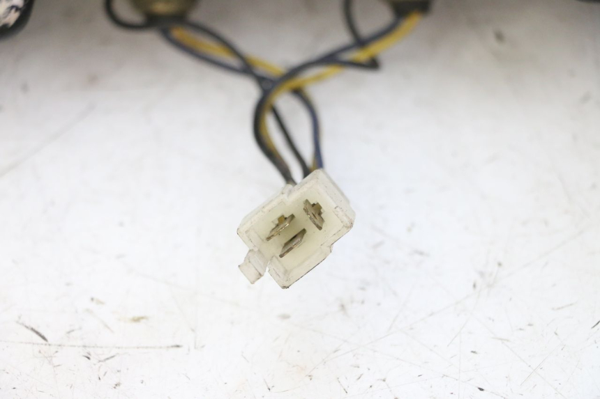 photo de FANALE STOP POSTERIORE  YAMAHA FJ 36Y 1100 (1984 - 1985) - Marcature e riferimenti originali