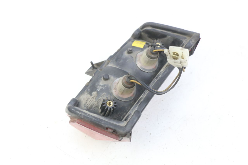 photo de FANALE POSTERIORE YAMAHA FJ 3CX 1200 (1986 - 1996) - Zoom sullo stato d'uso