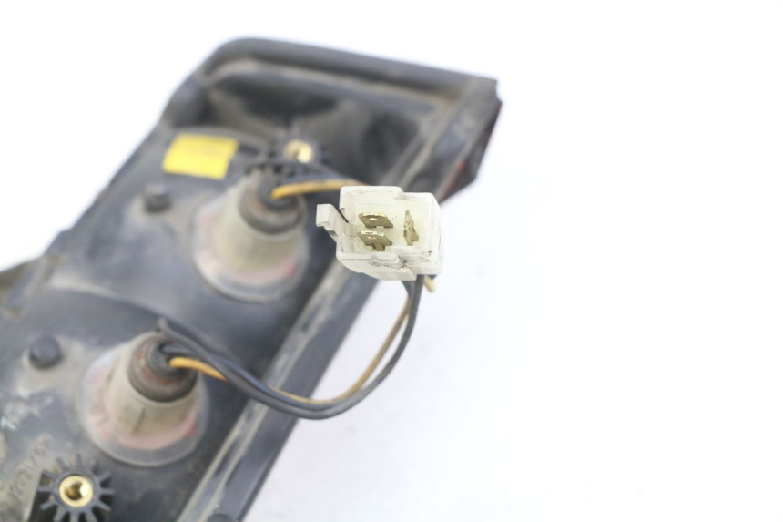 photo de FANALE POSTERIORE YAMAHA FJ 3CX 1200 (1986 - 1996) - Altra angolazione