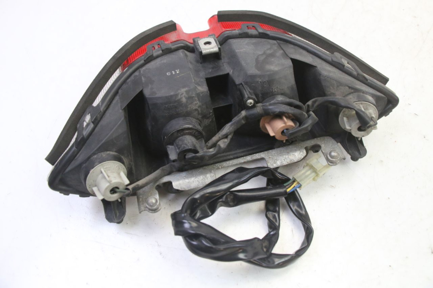 photo de FANALE POSTERIORE YAMAHA FJR ABS 1300 (2006 - 2012) - Stato della superficie e materiale