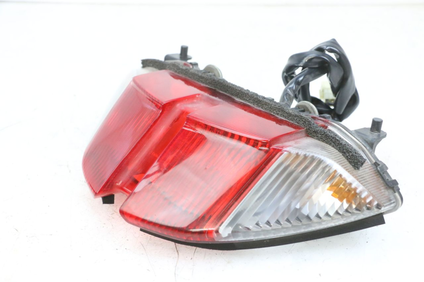photo de FANALE POSTERIORE YAMAHA FJR ABS 1300 (2006 - 2012) - Stato della superficie e materiale