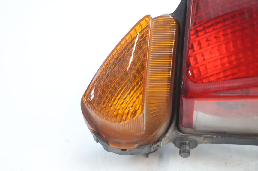 photo de FANALE STOP POSTERIORE  YAMAHA FJR 1300 (2001 - 2005) - Dettaglio del componente
