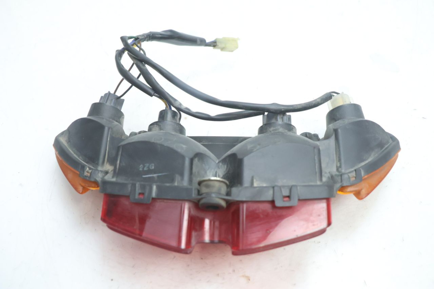 photo de FANALE STOP POSTERIORE  YAMAHA FJR 1300 (2001 - 2005) - Vista d'insieme del prodotto