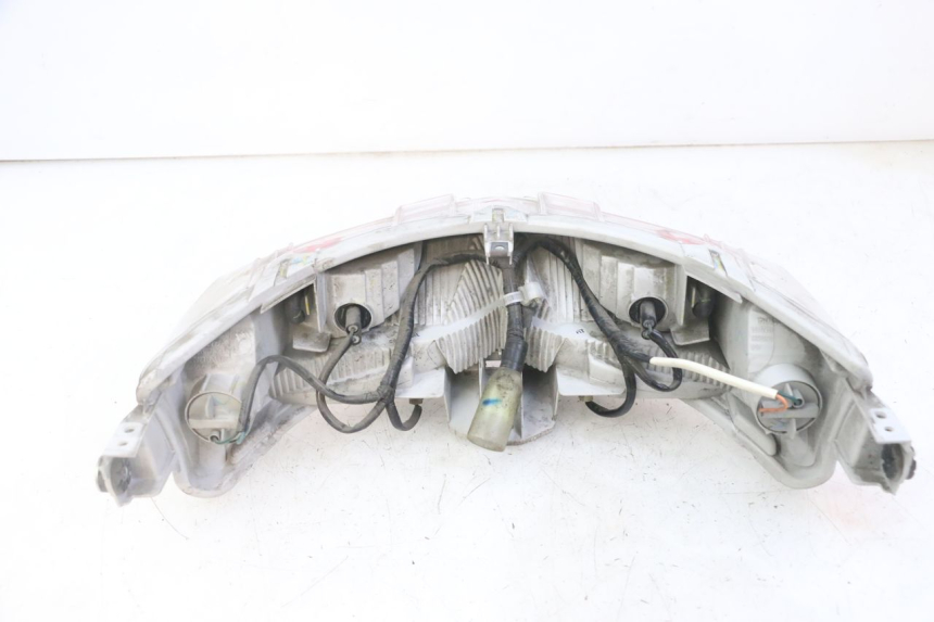 photo de FANALE STOP POSTERIORE  HONDA FORZA ABS 300 (2013 - 2017) - Stato della superficie e materiale