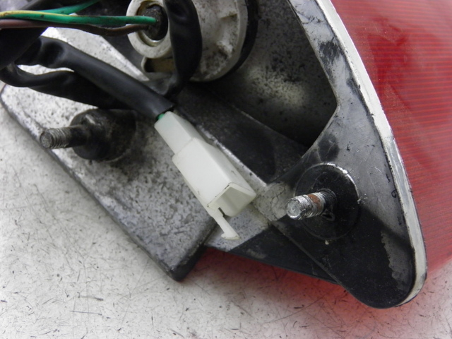 photo de Fanale posteriore FSM 15D 4T 50 (2012 - 2016) - Dettagli dei punti di fissaggio