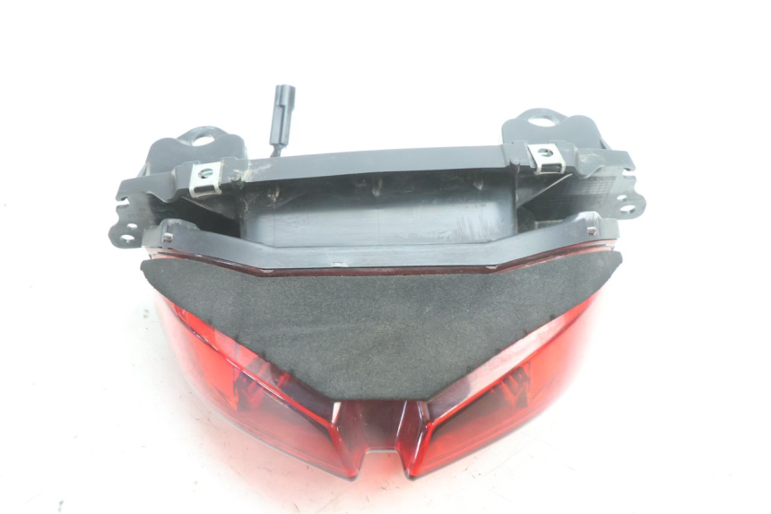 photo de Fanale posteriore YAMAHA FZ8 800 (2010 - 2016) - Primo piano tecnico