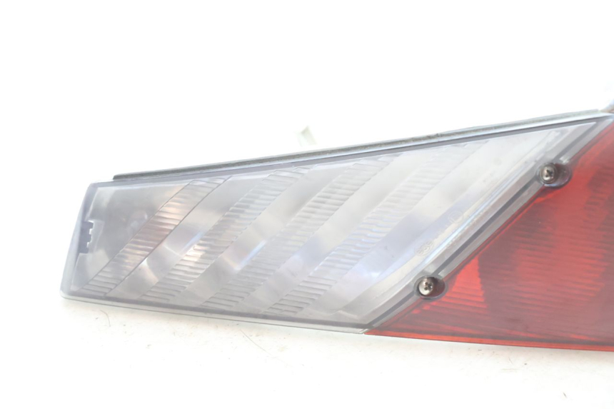 photo de FANALE STOP SINISTRA APRILIA ATLANTIC S 125 (2010 - 2013) - Dettaglio del componente