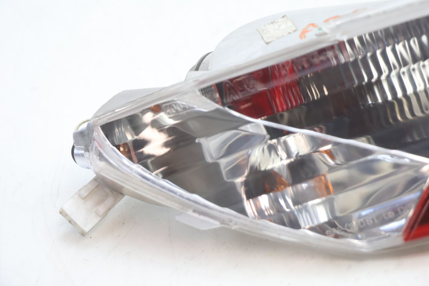 photo de FANALE POSTERIORE SINISTRO PIAGGIO MP3 LT 400 (2007 - 2012) - Dettaglio del componente