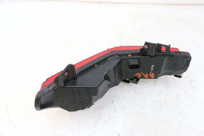 photo de FANALE STOP SINISTRA PIAGGIO MP3 500 (2014 - 2017) - Dettaglio del componente