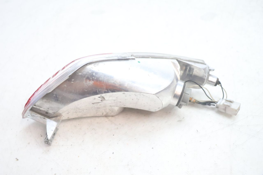 photo de FANALE STOP SINISTRA PIAGGIO MP3 125 (2006 - 2014) - Altra angolazione