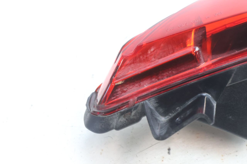 photo de FANALE STOP SINISTRA PIAGGIO MP3 500 (2016 - 2018) - Vista d'insieme del prodotto