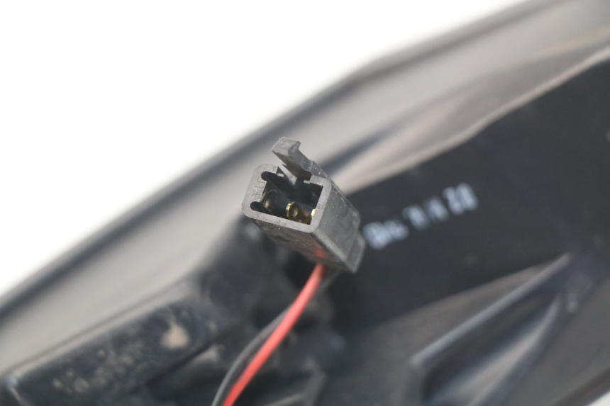 photo de FANALE STOP SINISTRA PEUGEOT SATELIS 300 (2012 - 2015) - Zoom sullo stato d'uso