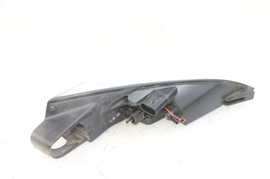 photo de FANALE STOP SINISTRA PEUGEOT SATELIS 125 (2013 - 2018) - Primo piano tecnico