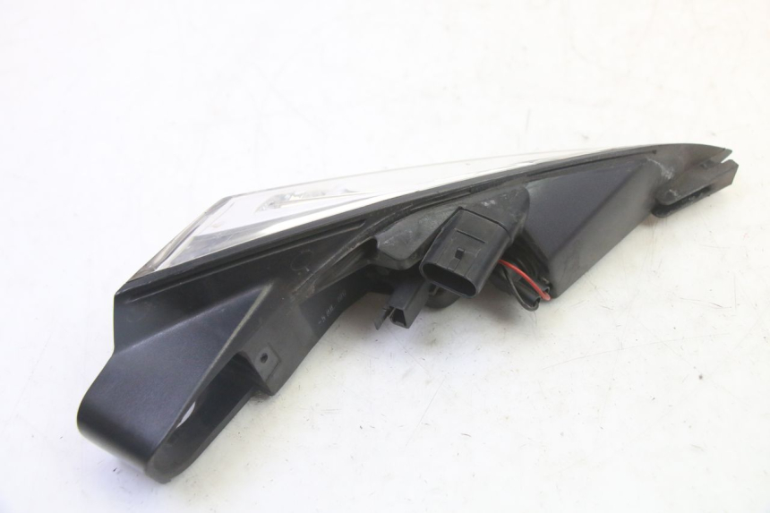 photo de FANALE POSTERIORE SINISTRO PEUGEOT SATELIS 125 (2010 - 2012) - Dettagli dei punti di fissaggio