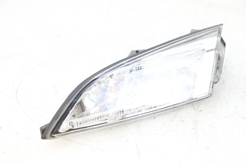 photo de FANALE STOP SINISTRA PEUGEOT SATELIS 125 (2013 - 2018) - Ricambio usato controllato