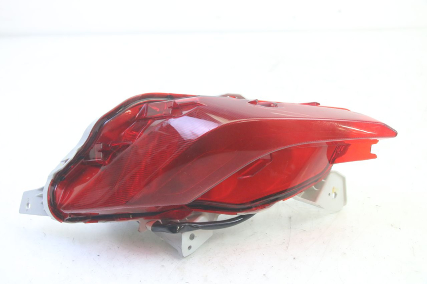 photo de FANALE STOP SINISTRA YAMAHA TRICITY 300 (2020 - 2024) - Dettaglio del componente