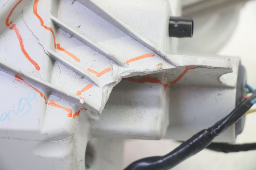 photo de FANALE STOP SINISTRA YAMAHA TRICITY 300 (2020 - 2024) - Ricambio usato controllato