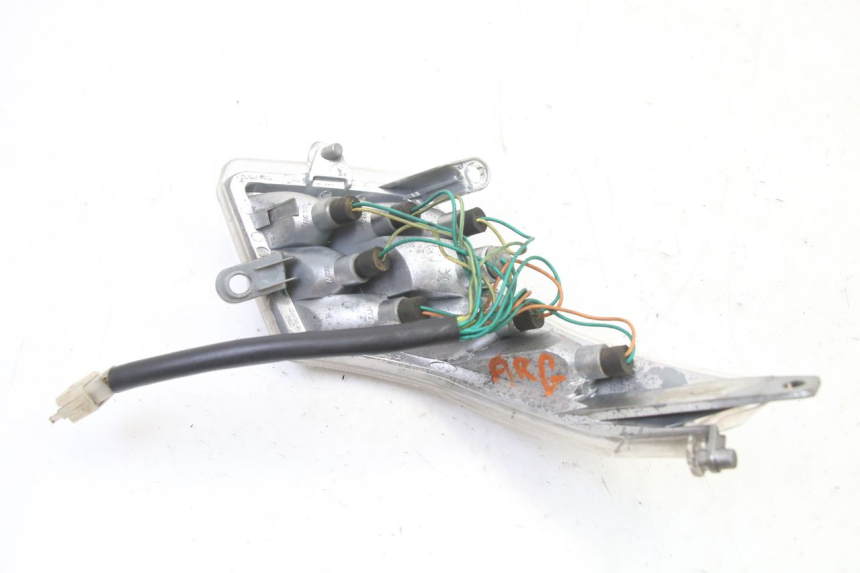 photo de FANALE POSTERIORE SINISTRO PEUGEOT VIVACITY NEW 2T 50 (2008 - 2017) - Primo piano tecnico