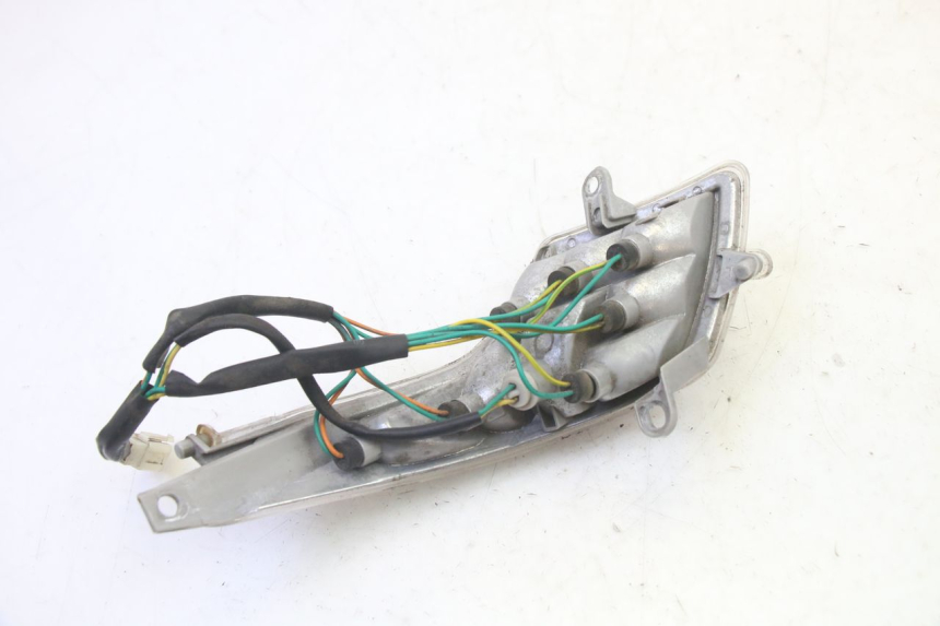 photo de Fanale posteriore sinistro PEUGEOT VIVACITY NEW 4T 50 (2008 - 2017) - Vista d'insieme del prodotto