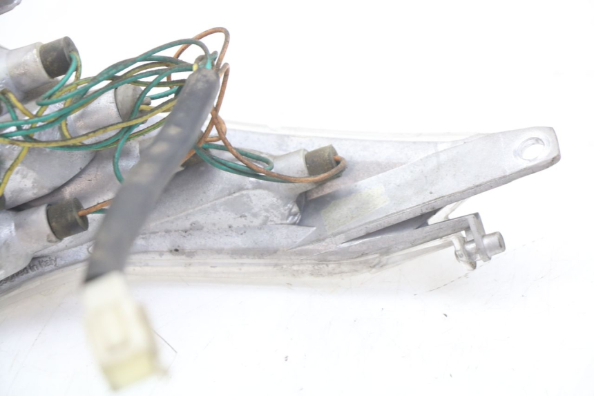 photo de FANALE POSTERIORE SINISTRO PEUGEOT VIVACITY 125 (2010 - 2017) - Primo piano tecnico