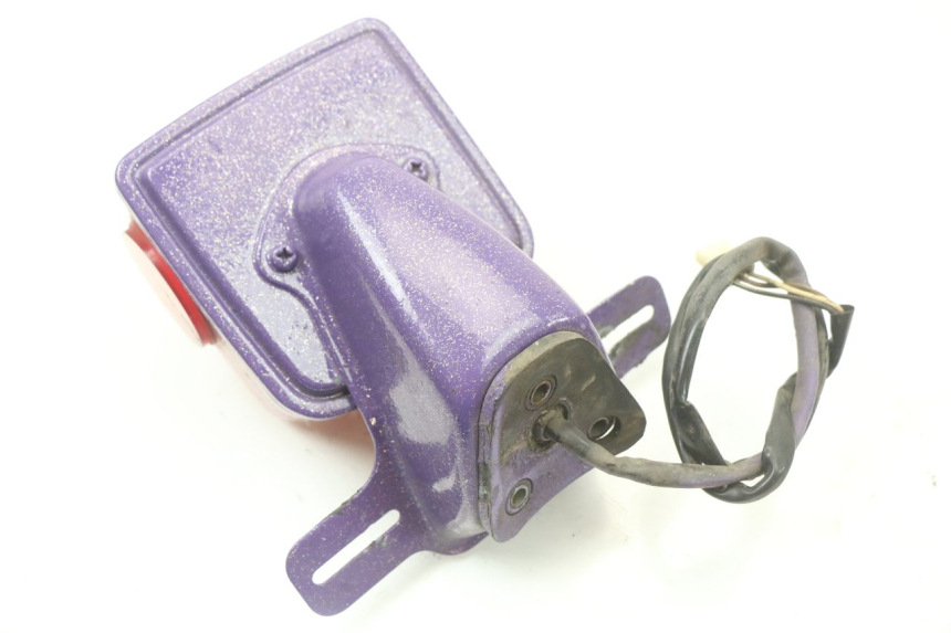 photo de FANALE STOP POSTERIORE  SUZUKI GN 125 (1997 - 2000) - Vista d'insieme del prodotto