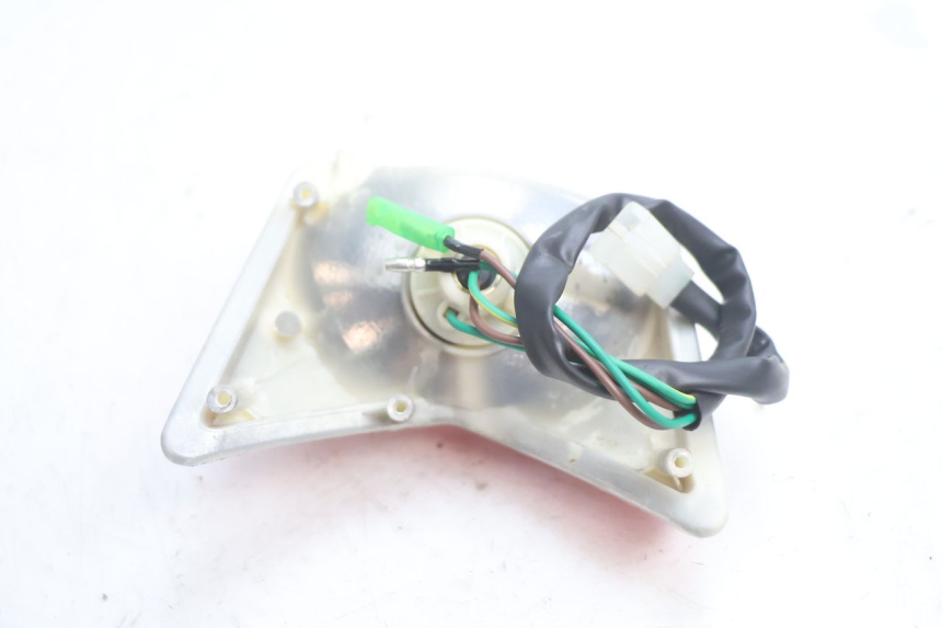 photo de FANALE STOP POSTERIORE  VASTRO GP 2T 50 (2013 - 2017) - Zoom sullo stato d'uso